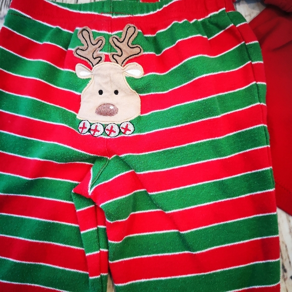 Christmas 2pc Set; Raindeer Holding a Candy Cane - Picture 4 of 9